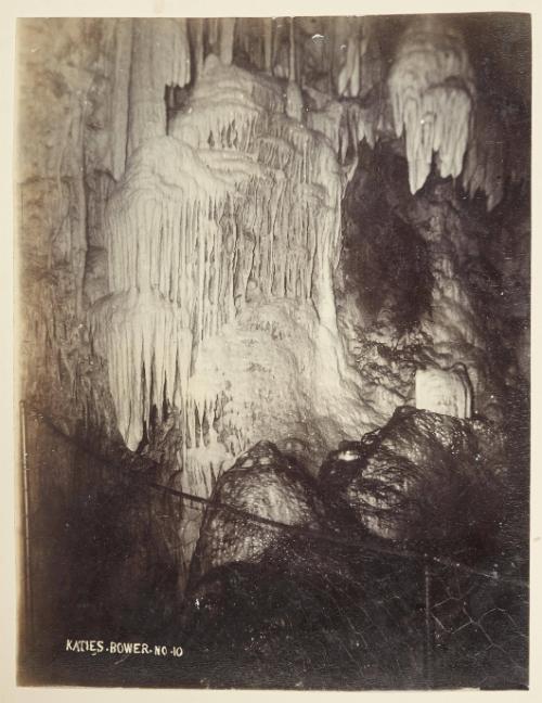 [Katie's Bower, Jenolan Caves, New South Wales]   from Oceanic Album