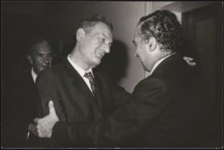 Giovanni Marcora and Benigno Zaccagnini, Aldo Moro can be seen in the background