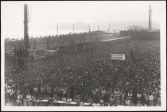 View over the crowd at a large demonstration in Genova