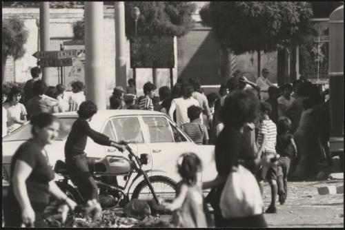 A crowded street, Naples