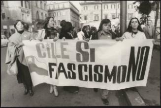 Anti Pinochet protesters with a banner