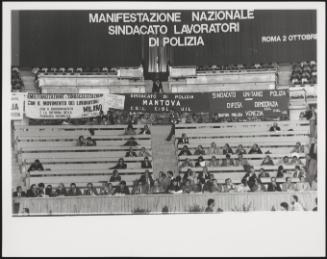 Members of the police union from all over Italy gathered in Rome, demonstrating in support of union rights