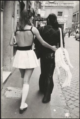 Faashionable couple on the streets