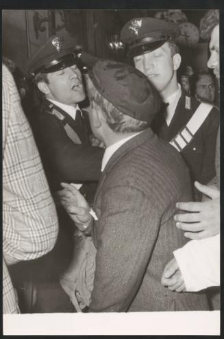 Carabinieri (Italian police) get involved in a night-time argument