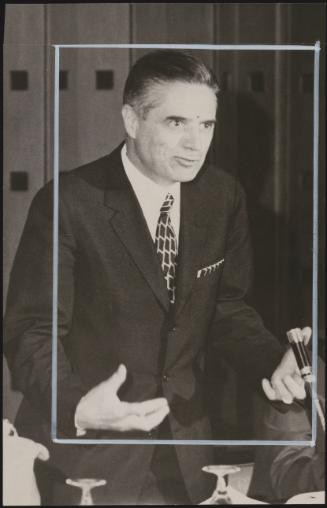 Portrait of Leo Solari giving a talk on Trade Unions at the Hilton Hotel in Rome