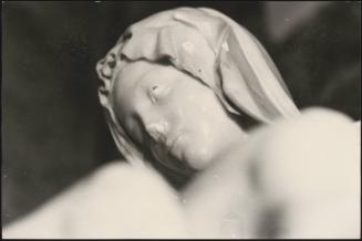 The damage caused to Michelangelo's Pietà statue by Laszlo Toth