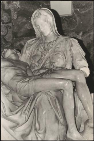 The damage caused to Michelangelo's Pietà statue by Laszlo Toth