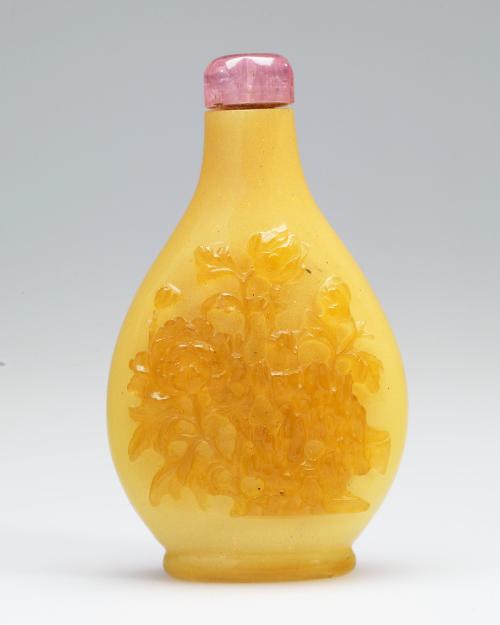 Snuff Bottle, with carved peonies