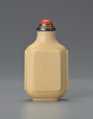 Snuff Bottle with Rounded Form and Flat Panels
