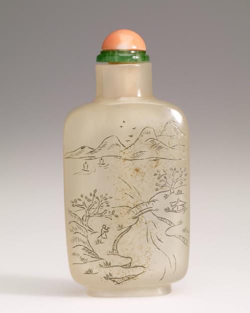 Snuff bottle in chalcedony with scholar, landscape, inscription