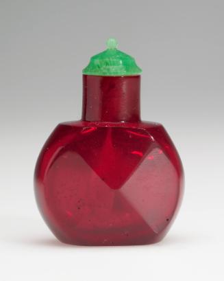 Snuff bottle in small size of ruby red glass
