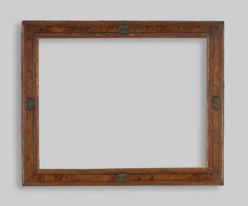 Frame, Neo-classical