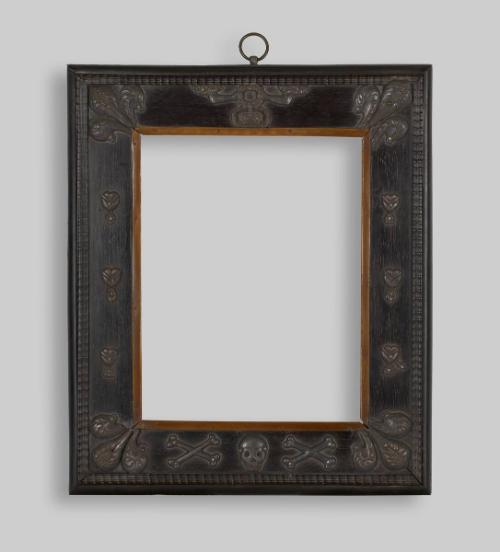 Frame, Miniature trophy frame