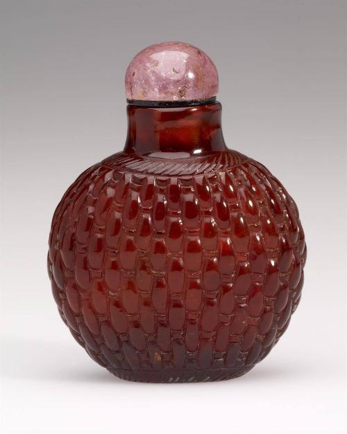Snuff Bottle, with carved basket weave design