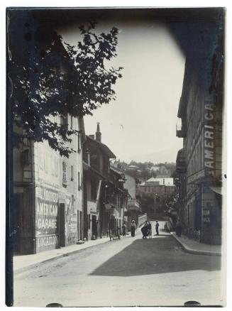 Aix les Bains - small street leading to rue de Geneve