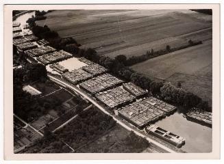 French Waterways Held up by Barge Strike.