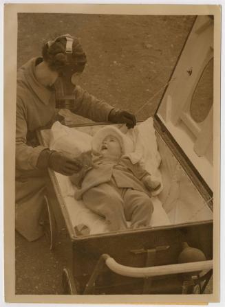 Gas-Proof Baby-Carriage