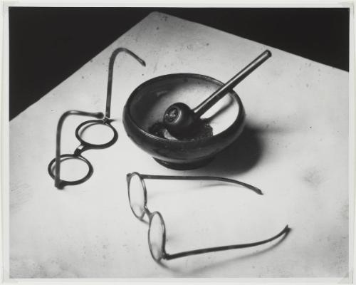 Mondrian's Glasses and Pipe