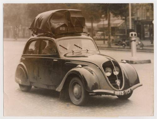 Parisians Move Out of the Capital.