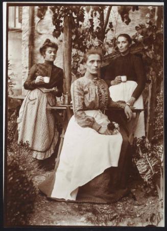 Annecy - domestic servants at the Hotel Semnoz - Celine Goullard in front