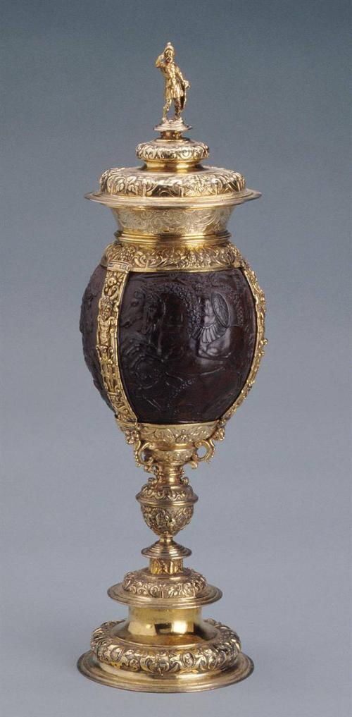 Coconut Cup and Cover: Battle Scenes