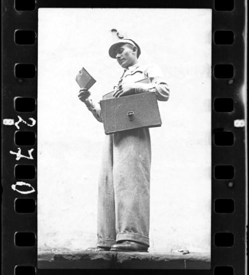 Postal worker in the ghetto