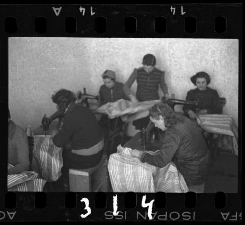 Mattress and woodframe production at the Holzwollenfabrik workshop
