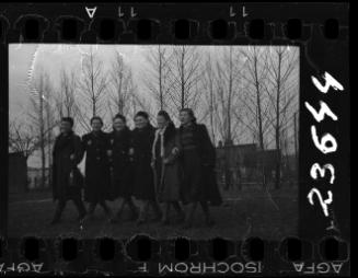 Group portrait of women with Stefania Schoenberg