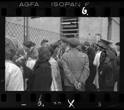 Ghetto residents held for deportation