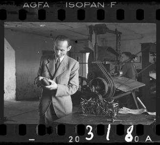 Administrator in the leather factory