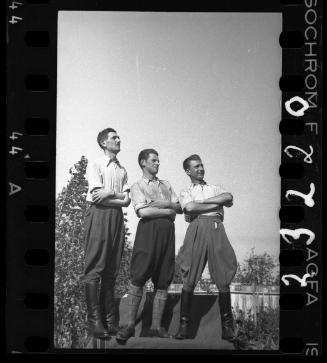 Ghetto policemen posing for the camera