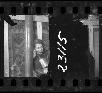 Stefania Schoenberg eating from a pail