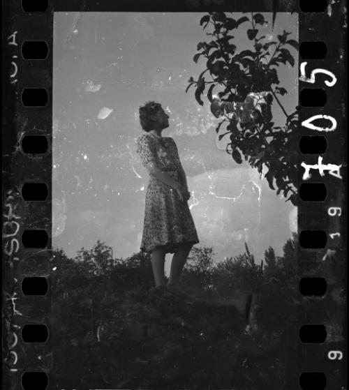 Young woman looking sideways