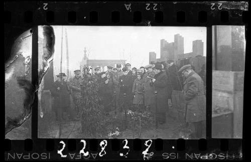 Residents gathered in the ghetto cemetery