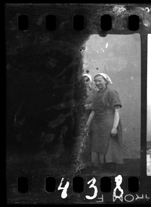 Ghetto kitchen workers