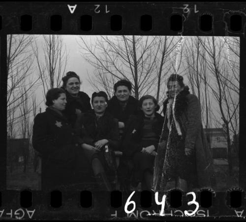 Group of six women with Stefania Schoenberg