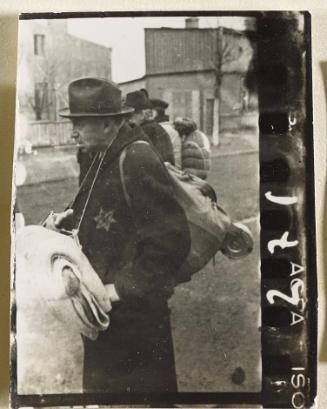 Contact Print #271 from Page #7 from Lodz Ghetto Album