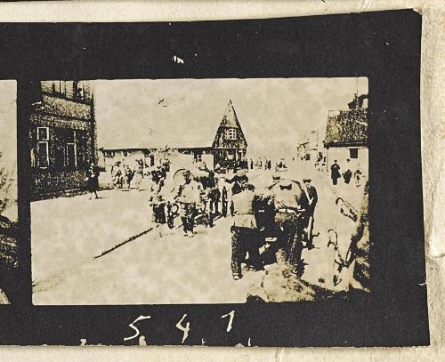 Contact Print #541 from page #17 in Lodz Ghetto Contact Album