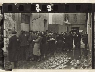 Contact Print #29 from page #1 in Lodz Ghetto Contact Album
