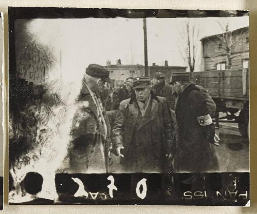 Contact Print #270 from Page #7 from Lodz Ghetto Album
