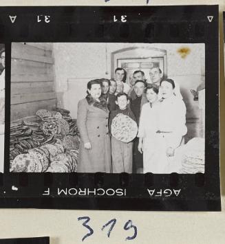 Contact Print #319 from page #9 in Lodz Ghetto Contact Album