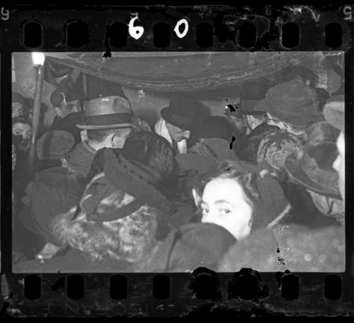 Henryk Ross and Stefania Schoenberg's wedding in the ghetto