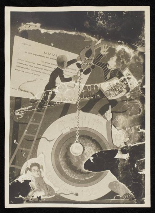 Photographic  members of the Statistics department in Lodz Ghetto