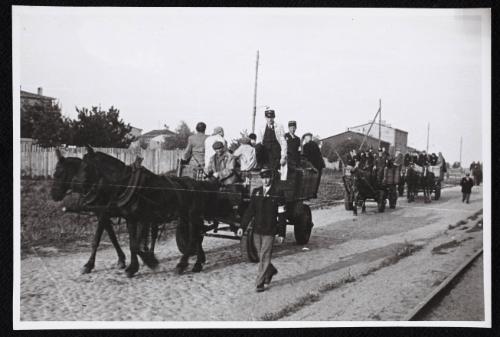 Deportation of residents by ghetto police