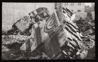 Ruins of the synagogue on Wolborska Street, demolished  by the Germans, 1940