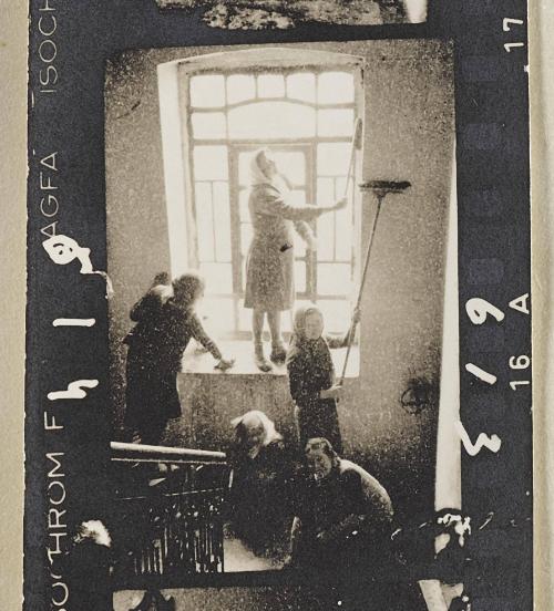 Contact Print #614 from page #14 in Lodz Ghetto Contact Album