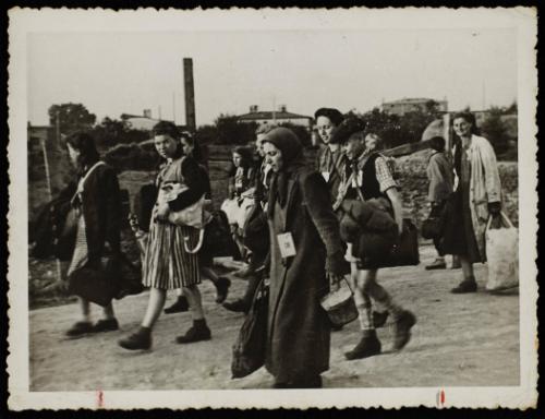 Ghetto residents heading for deportation