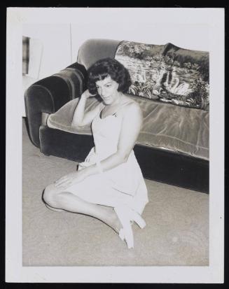 [Susanna sitting on the floor, Casa Susanna, Hunter, NY]
