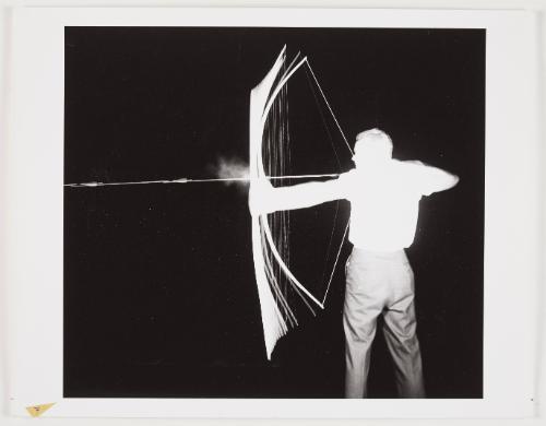 3412 (man with bow and arrow)