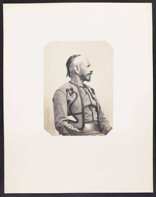 251. Ahmed-Ben-Yelloub (34 ans) Caporal au 2e Tirailleurs (son père Turc et sa mère Arabe), frontal